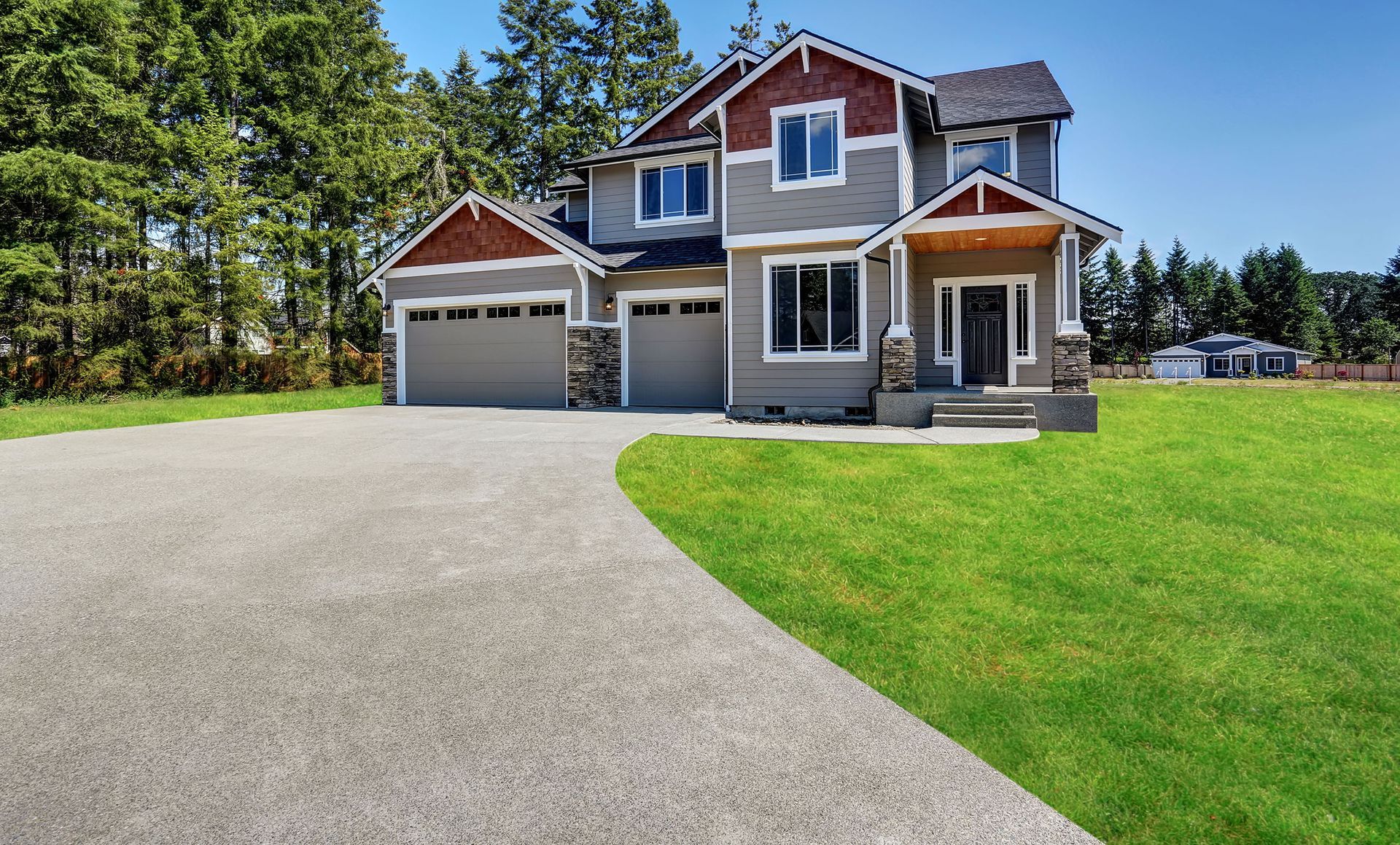 New asphalt driveway at a Tennessee home
